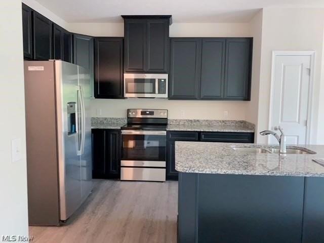 90 Pine Ave - Photo 4 of 11