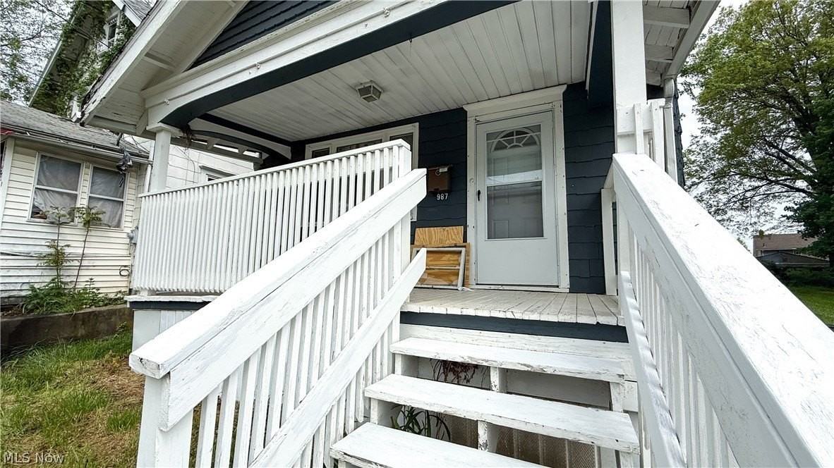 987 Boone St - Photo 5 of 41