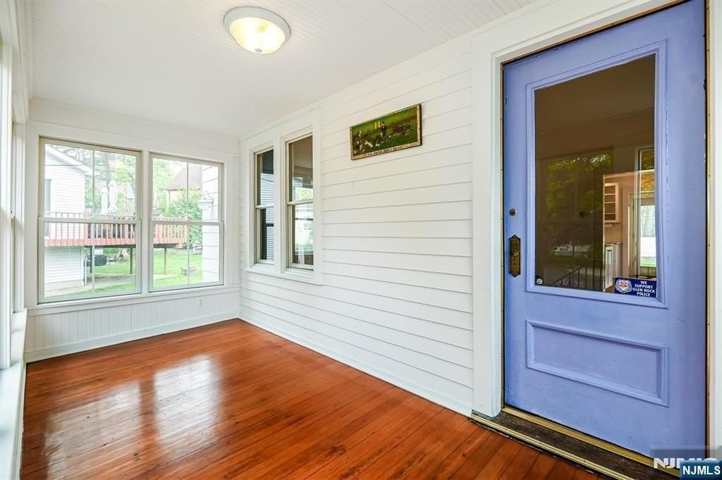 15 Bergen St - Photo 3 of 26