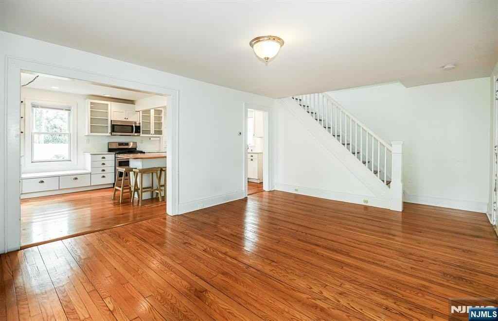 15 Bergen St - Photo 7 of 26