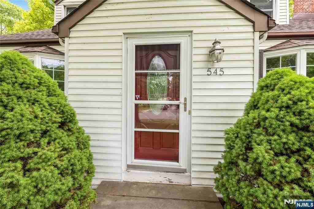 545 Jemco Pl - Photo 5 of 29
