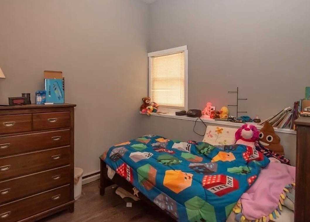 174 Hackett Hill Rd - Photo 7 of 10