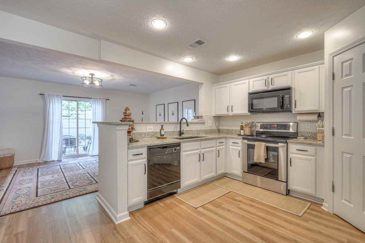 1846 Shaylin Loop - Photo 5 of 26