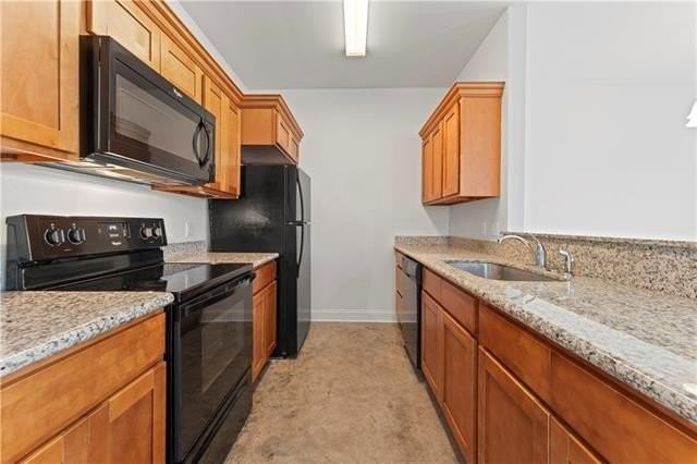 209 S Laurel St #B - Photo 6 of 14