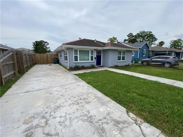 3212 47th St - Photo 2 of 16