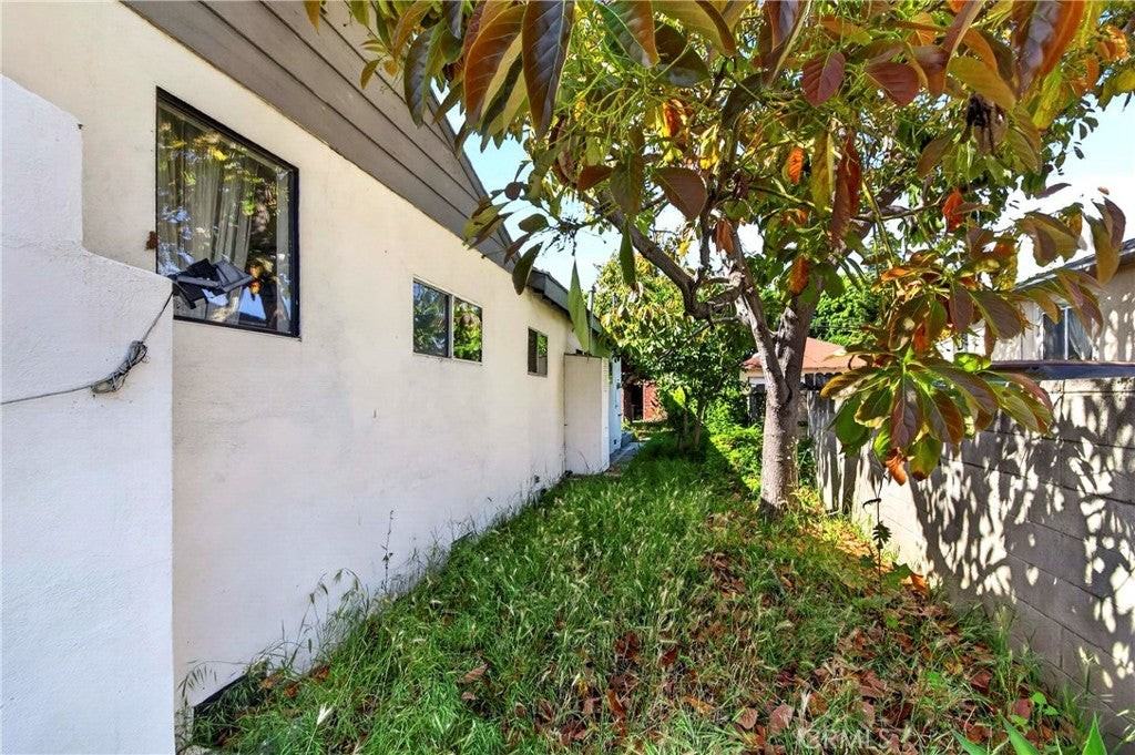 3117 Virginia Ave - Photo 4 of 5