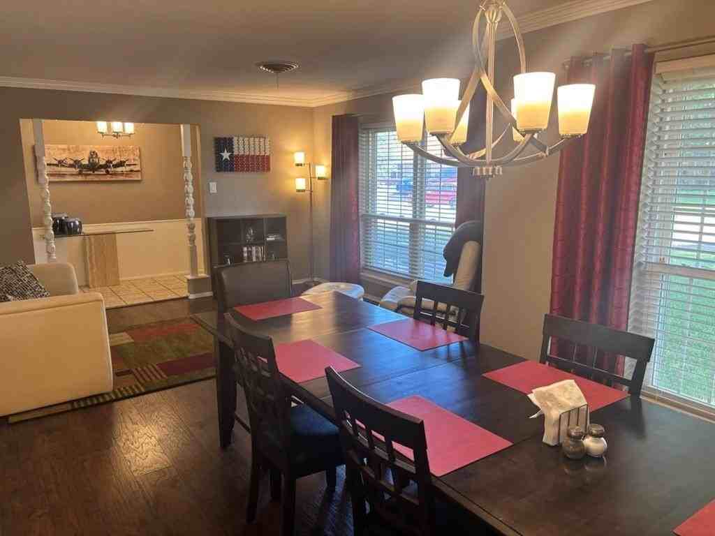 2418 Helena Cir - Photo 7 of 31