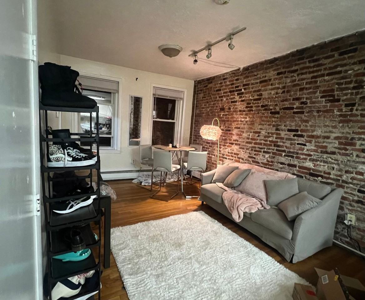 15B Garden St - Photo 4 of 5