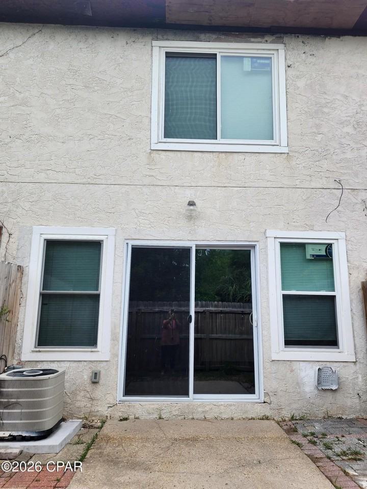 4455 W 19th St - Photo 3 of 17