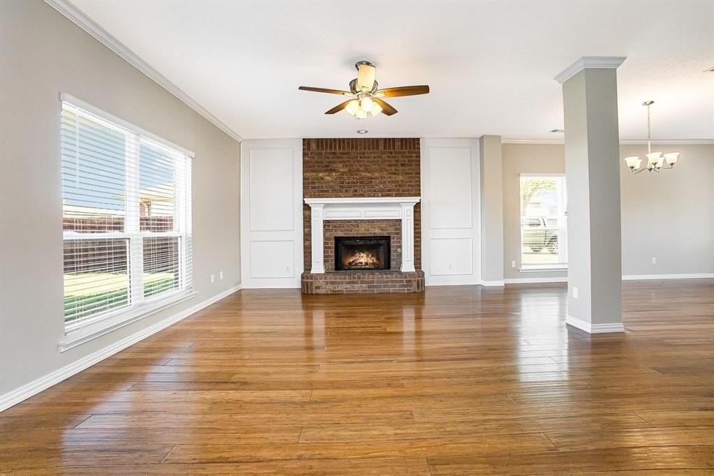 1801 Country Walk Ln - Photo 2 of 26