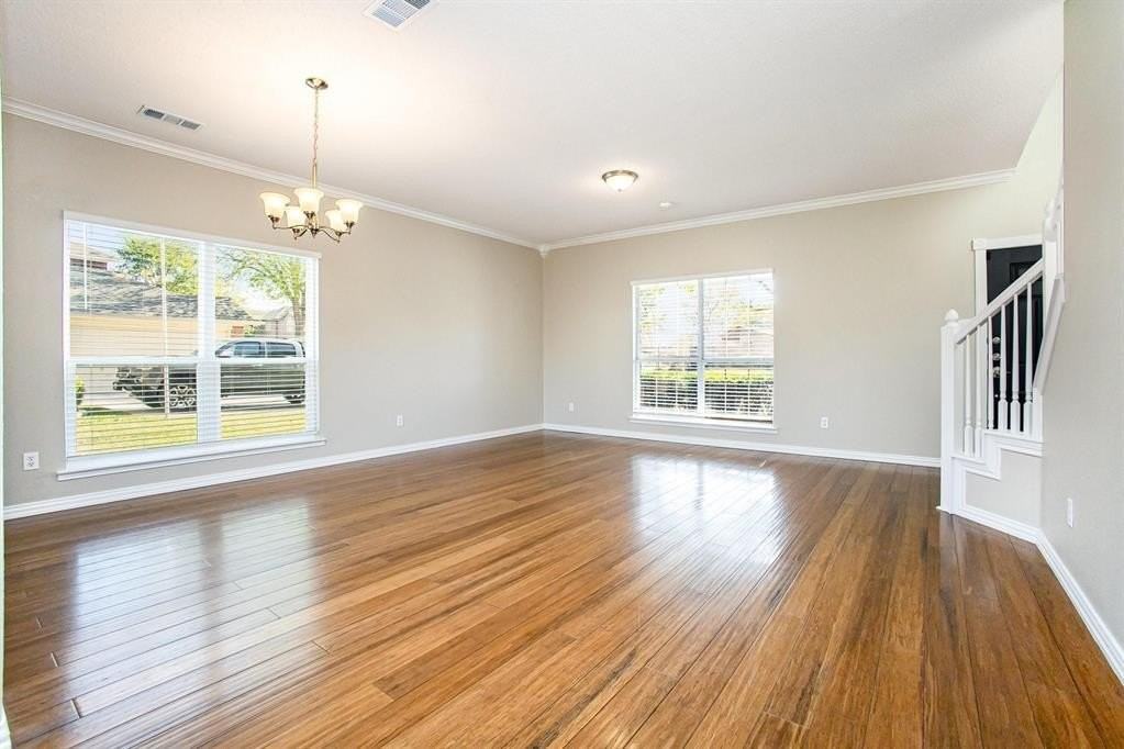 1801 Country Walk Ln - Photo 3 of 26