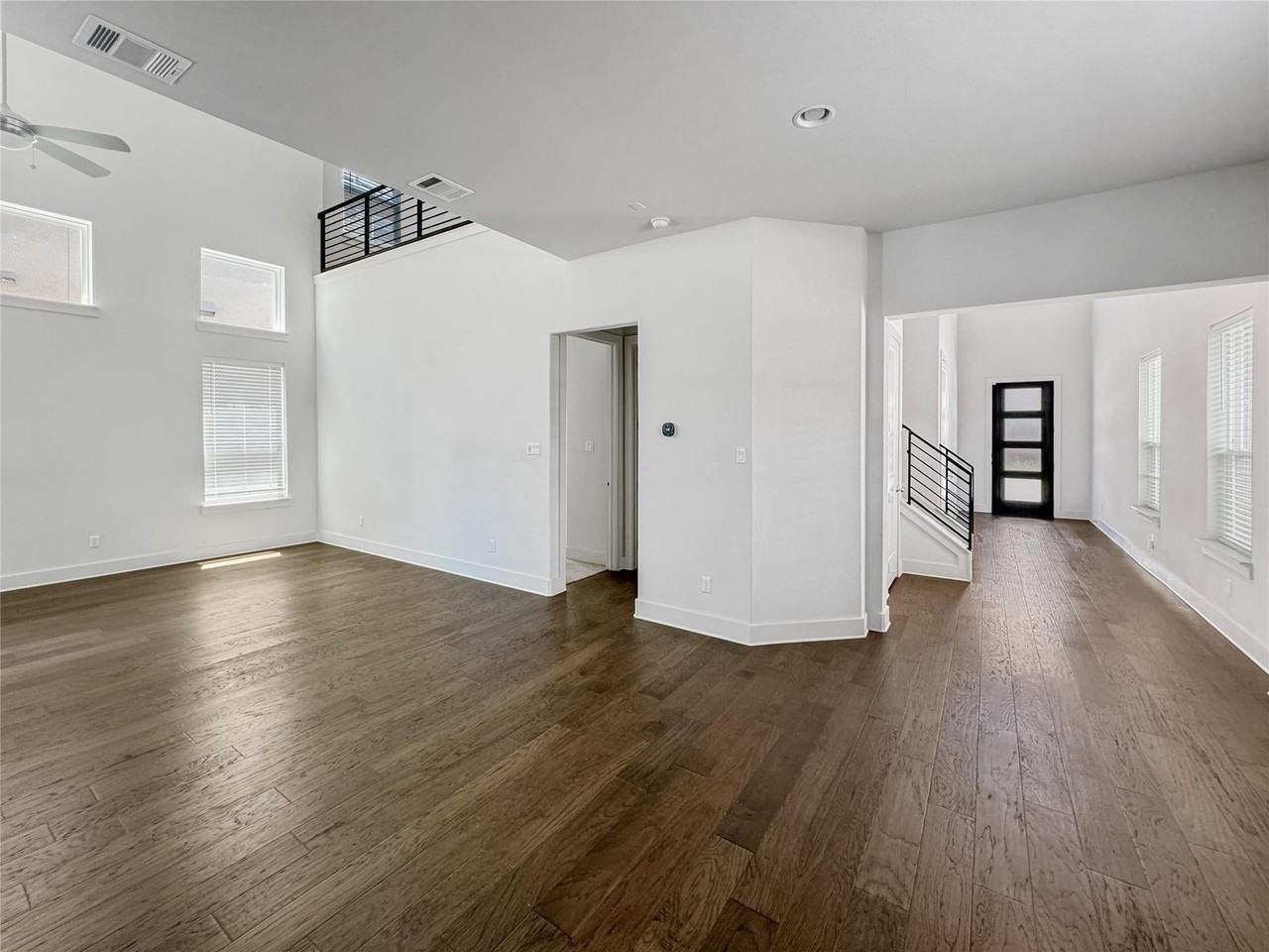 1208 Westborough Ln - Photo 3 of 21