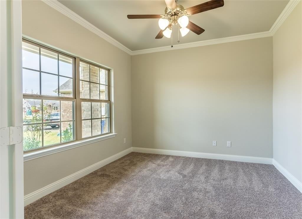 7814 Willow Ct - Photo 2 of 18