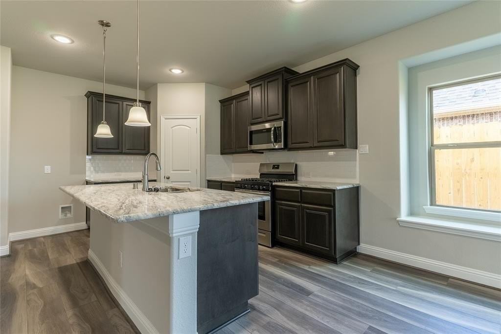 7814 Willow Ct - Photo 5 of 18