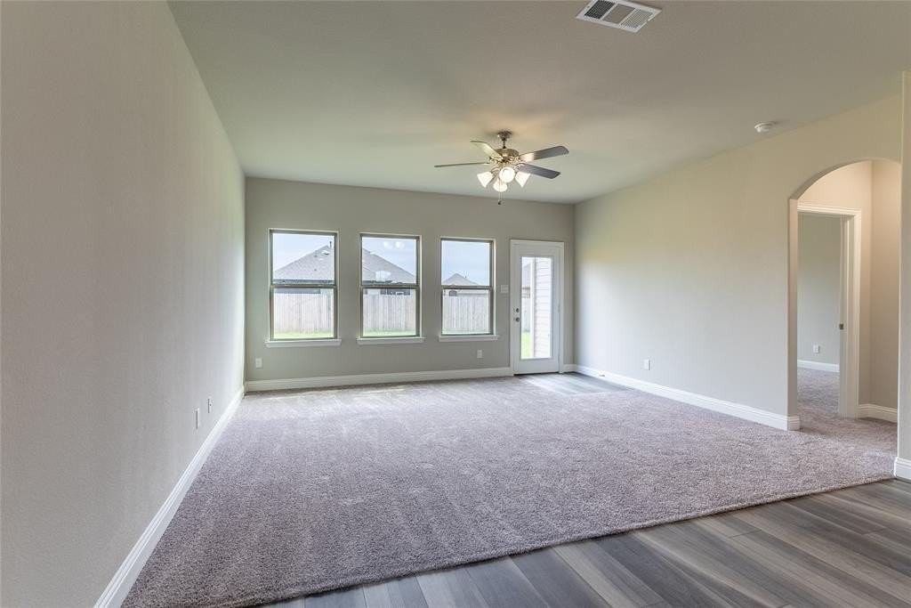 7814 Willow Ct - Photo 7 of 18
