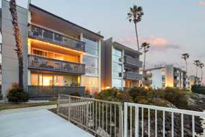 featured image of 4200 Harbor Blvd