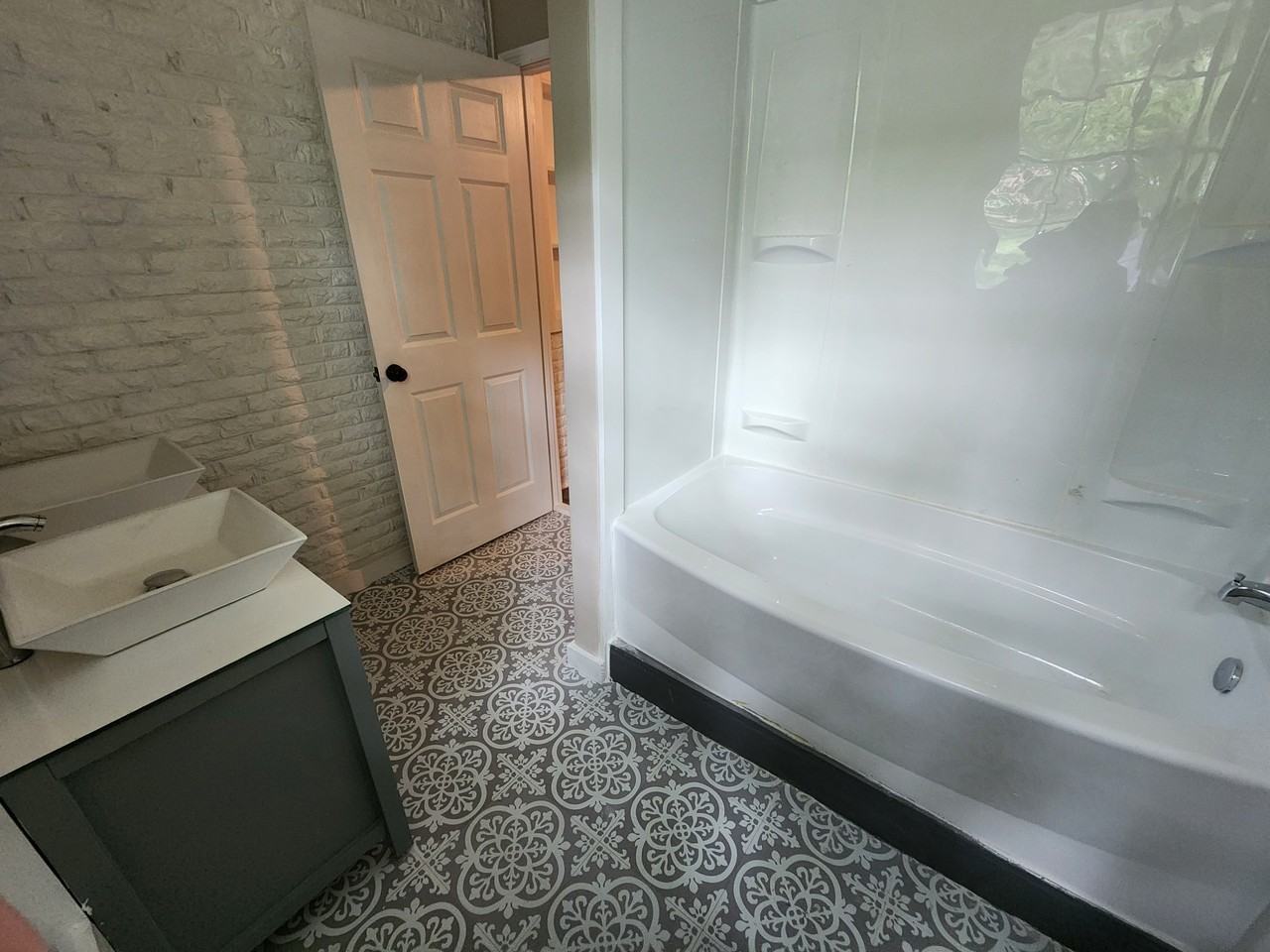 702 Meade Dr - Photo 7 of 14
