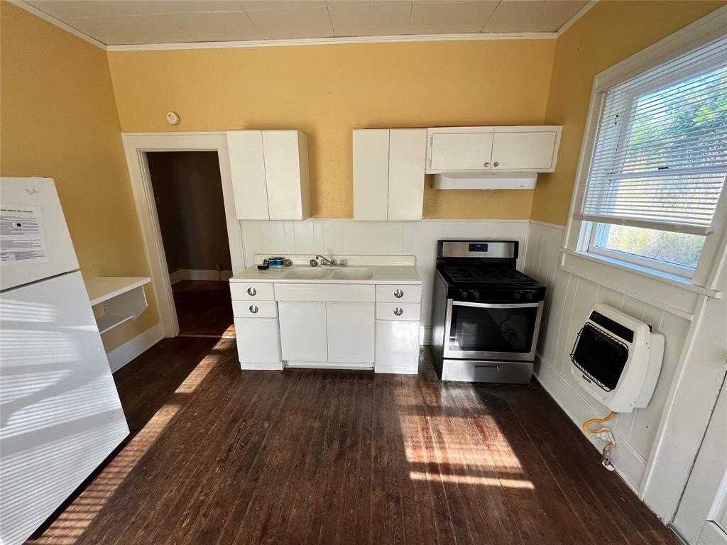 512 Pearl St - Photo 6 of 12