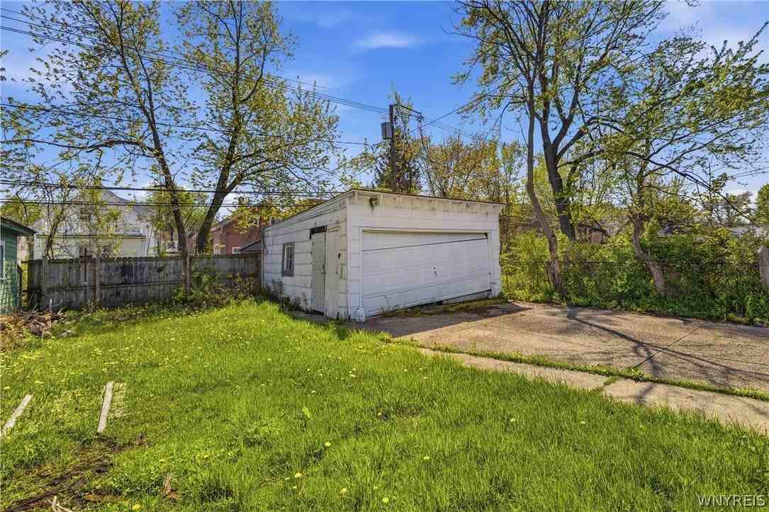 263 Minnesota Ave - Photo 5 of 24