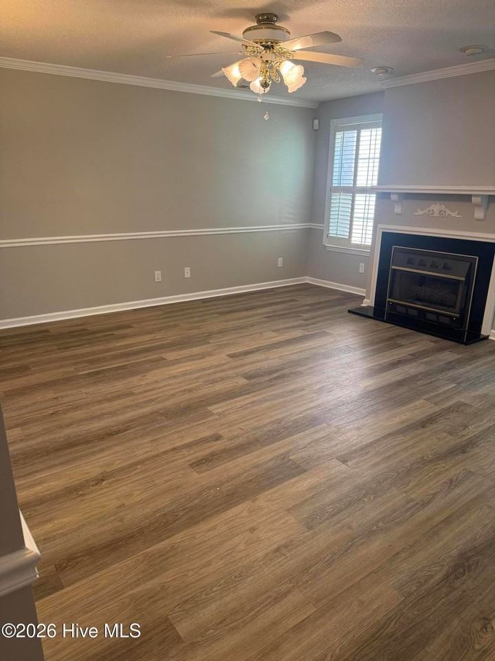2806 Mulberry Ln - Photo 5 of 16