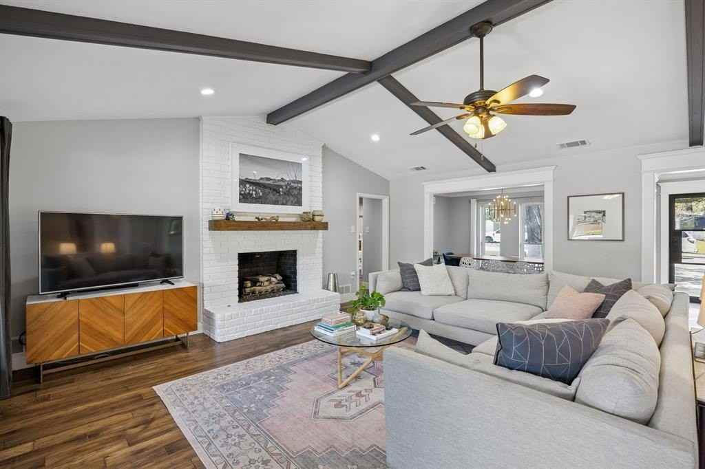 6935 Town Bluff Dr - Photo 5 of 28