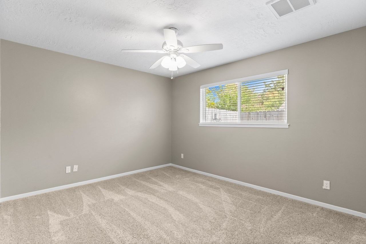 27234 Wells Ln - Photo 7 of 14
