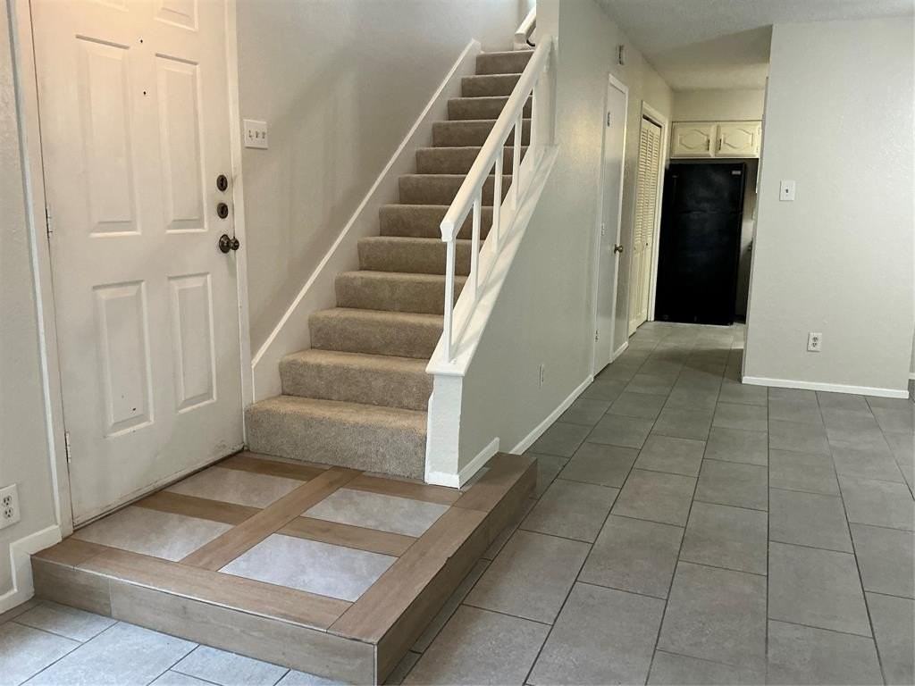 923 Turtle Lake Blvd - Photo 5 of 19