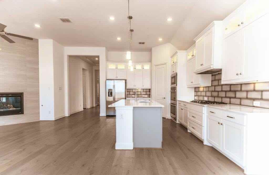 17166 Yellow Bells Dr - Photo 5 of 39