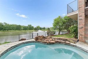 featured image of 712 Castle Creek Dr