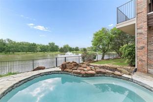 712 Castle Creek Dr - Photo 1 of 1