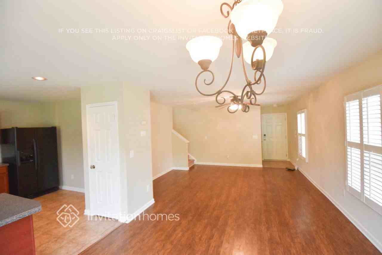 149 Depot Ridge Rd - Photo 4 of 10
