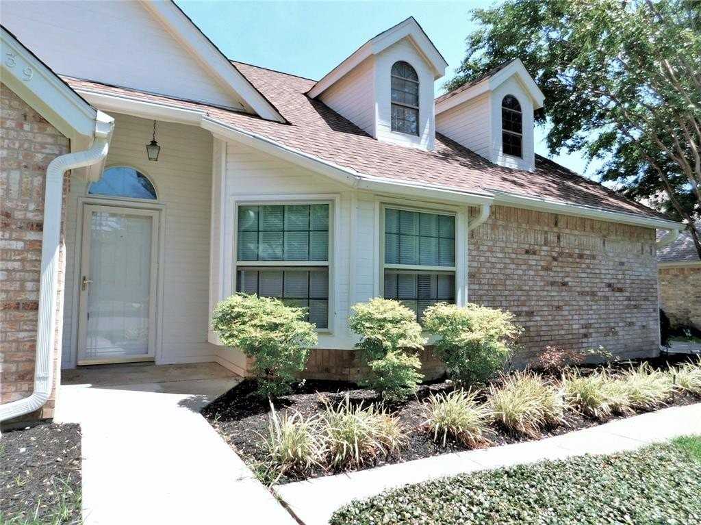 1539 Pickwick Ln - Photo 3 of 28