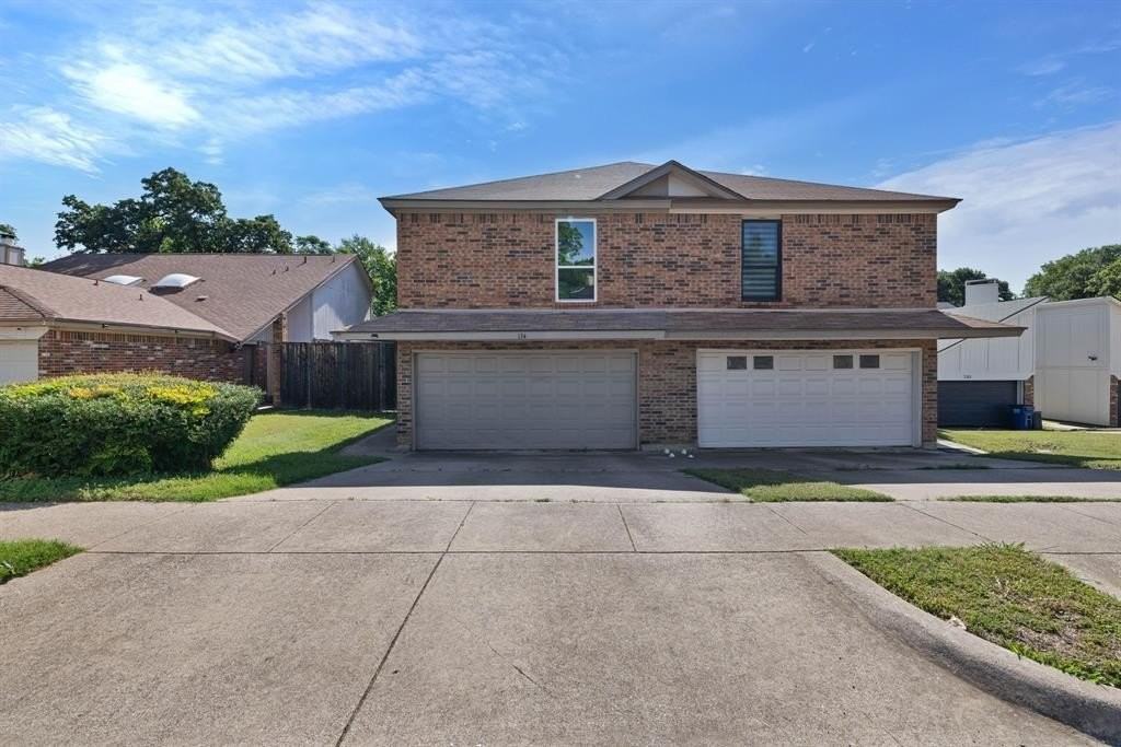 134 Main Pl - Photo 2 of 27