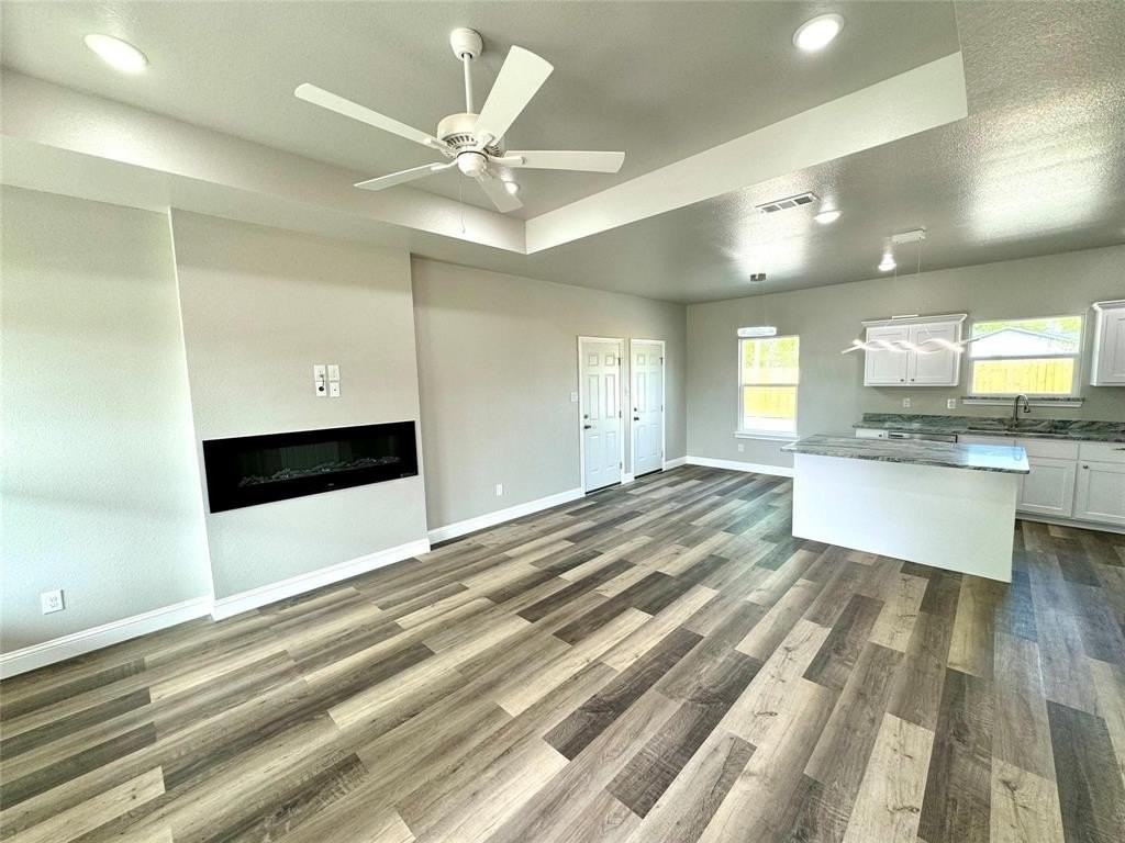 3415 Henderson St - Photo 2 of 13