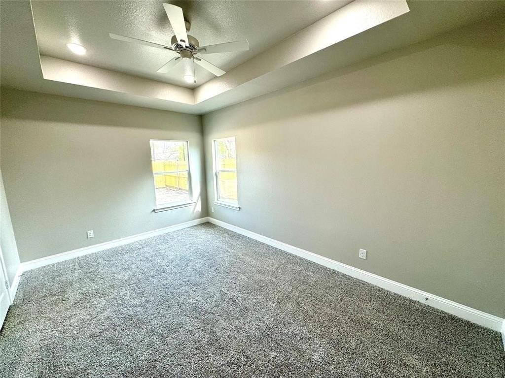 3415 Henderson St - Photo 7 of 13