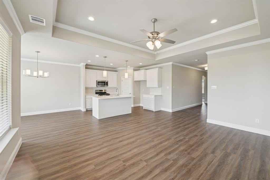 220 Cheyenne Trl - Photo 5 of 28