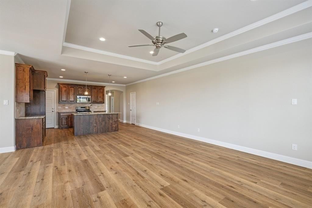222 Cheyenne Trl - Photo 7 of 32