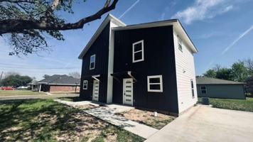 featured image of 1623A Seley Ave