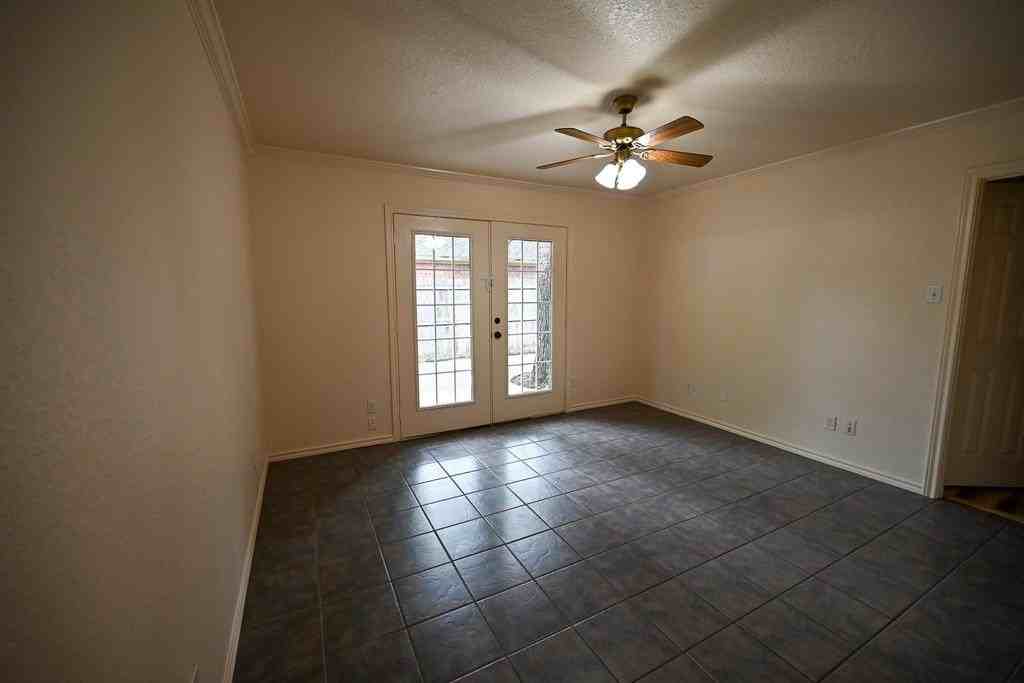 3201 S Garland St - Photo 7 of 20