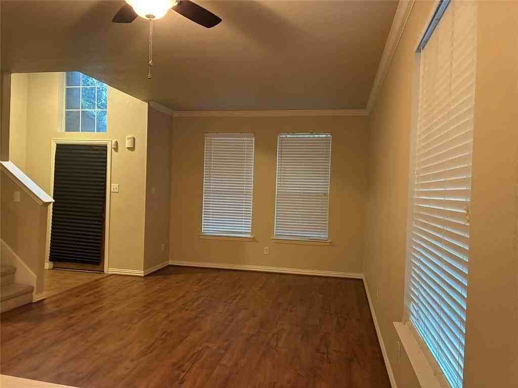 5409 Barkridge Trl - Photo 4 of 19