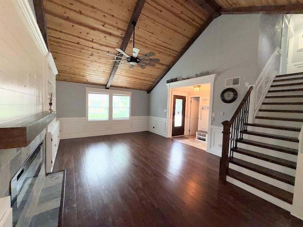 21 Brewster Ct - Photo 7 of 28