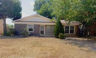 featured image of 4601 Clover Ln