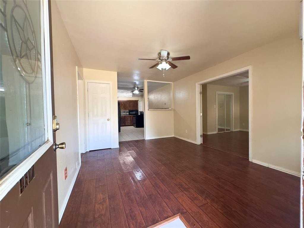 4601 Clover Ln - Photo 2 of 14