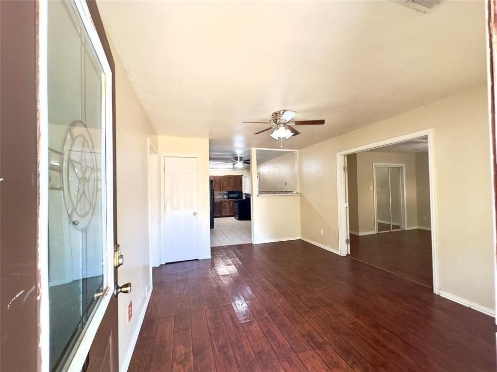 4601 Clover Ln - Photo 3 of 14