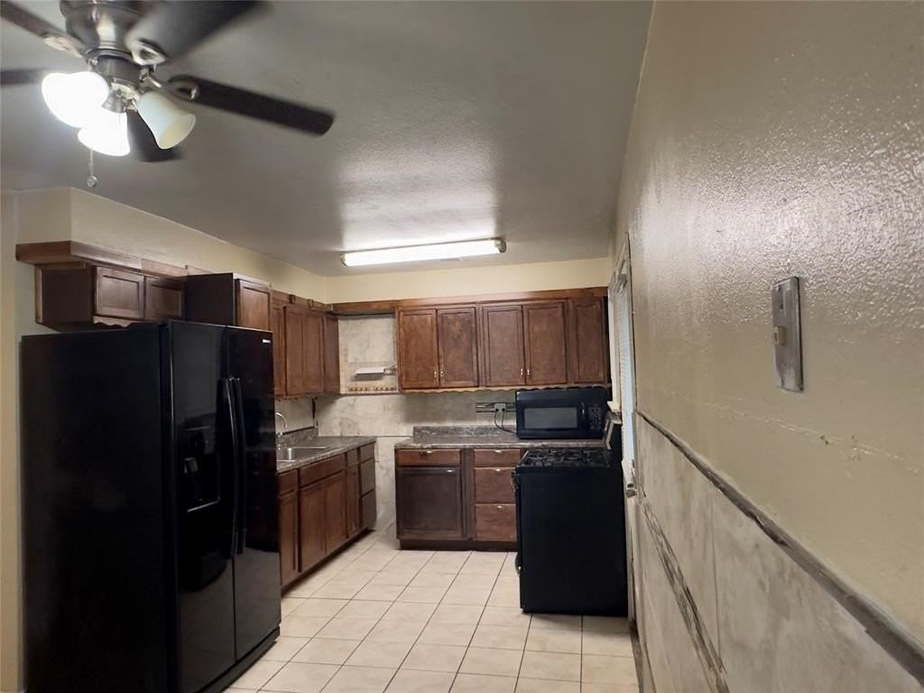 4601 Clover Ln - Photo 5 of 14