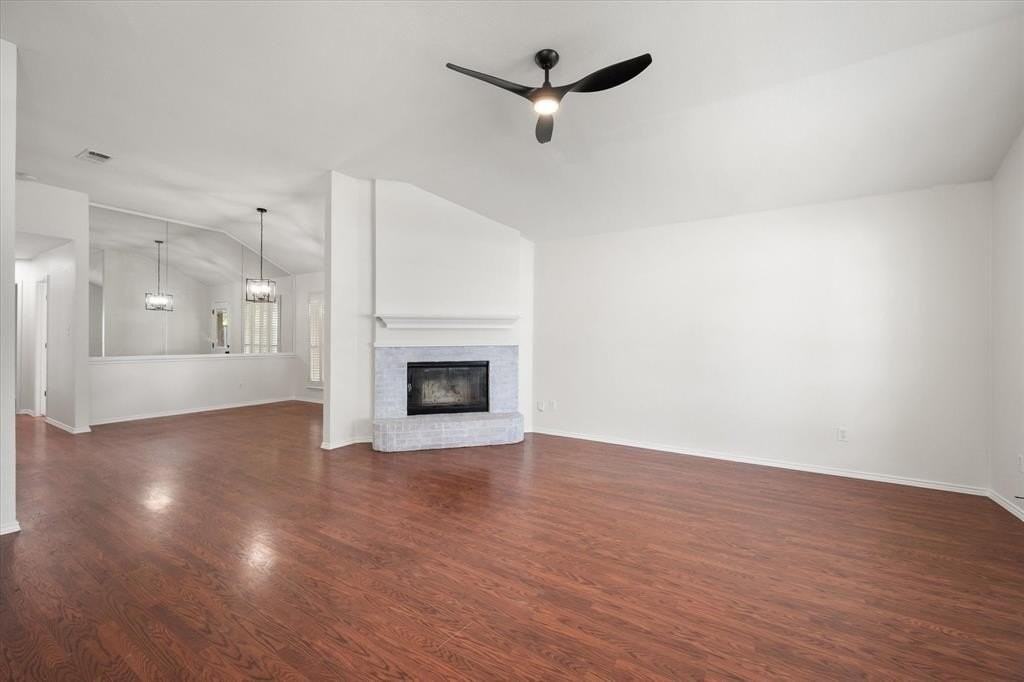 1627 Wintercrest Rd - Photo 5 of 29