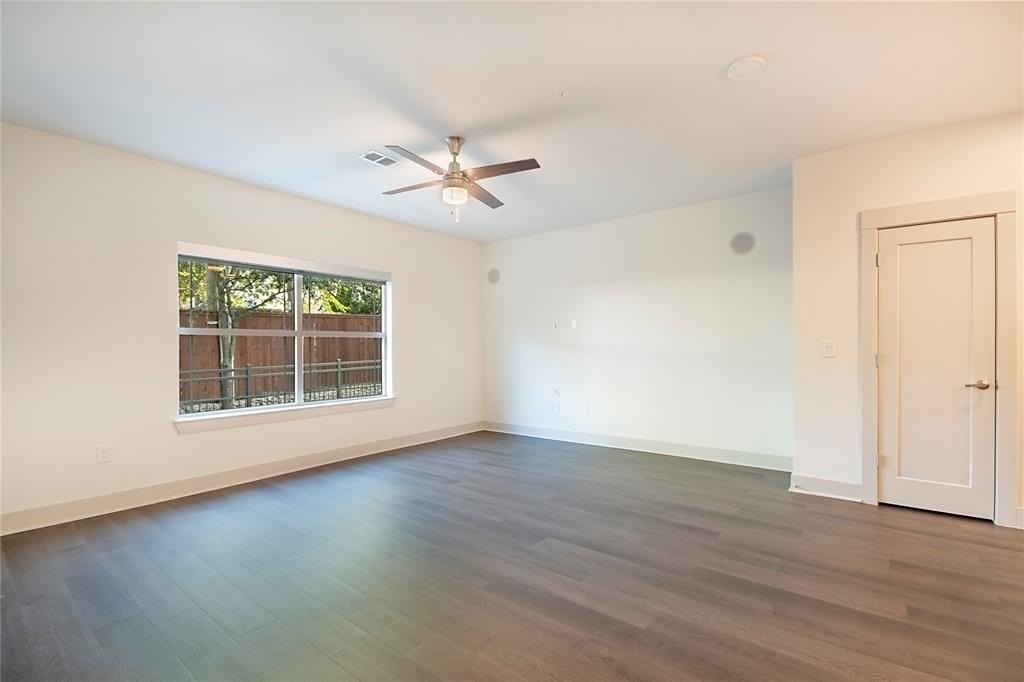 5601 Belmont Ave #204 - Photo 7 of 40