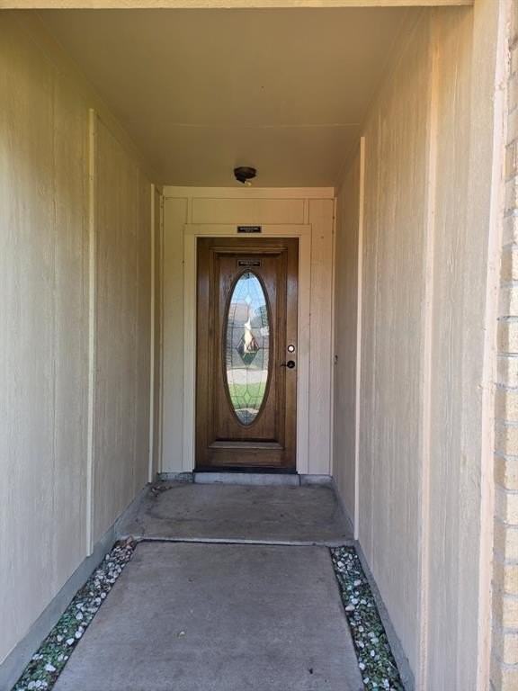 7013 Lincolnshire Ln - Photo 2 of 17