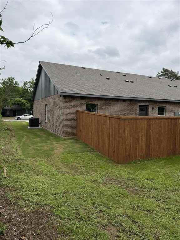 1005 Grandbury Street #A - Photo 4 of 14