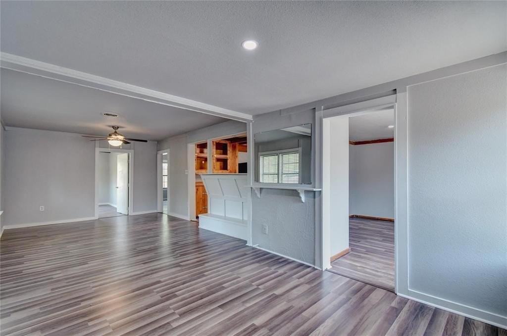 1006 E Dodge St - Photo 2 of 16